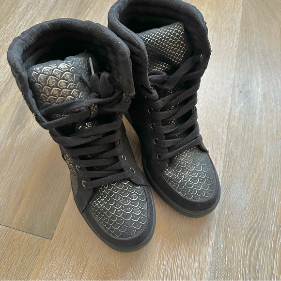 Call It Spring Black Gold Faux Suede Booties Hidden Wedge Hidden Heel - US 7 - Picture 3 of 10